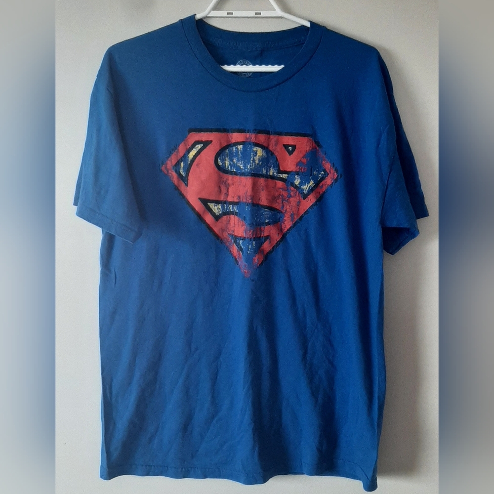 Superman T-shirt ~ Large